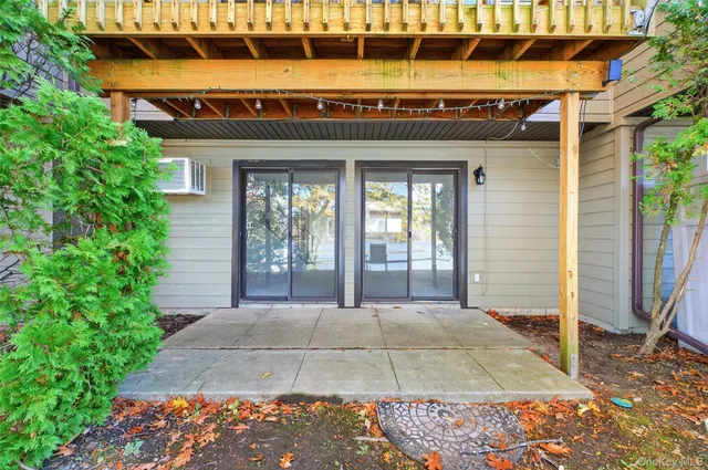 $360,000 | 28 Hudson Heights Drive, Unit 28, Poughkeepsie, NY 12601