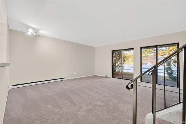 $360,000 | 28 Hudson Heights Drive, Unit 28, Poughkeepsie, NY 12601