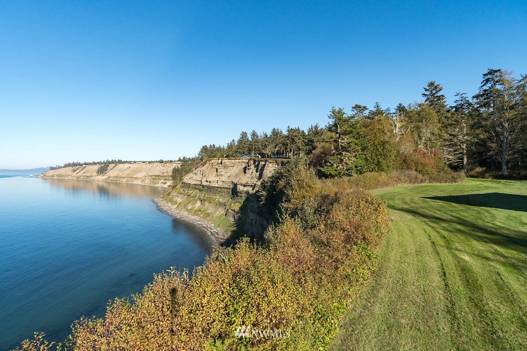 1771 West Beach Road Oak Harbor, WA 98277 - Photo 23 of 25 Gallery Image 23
