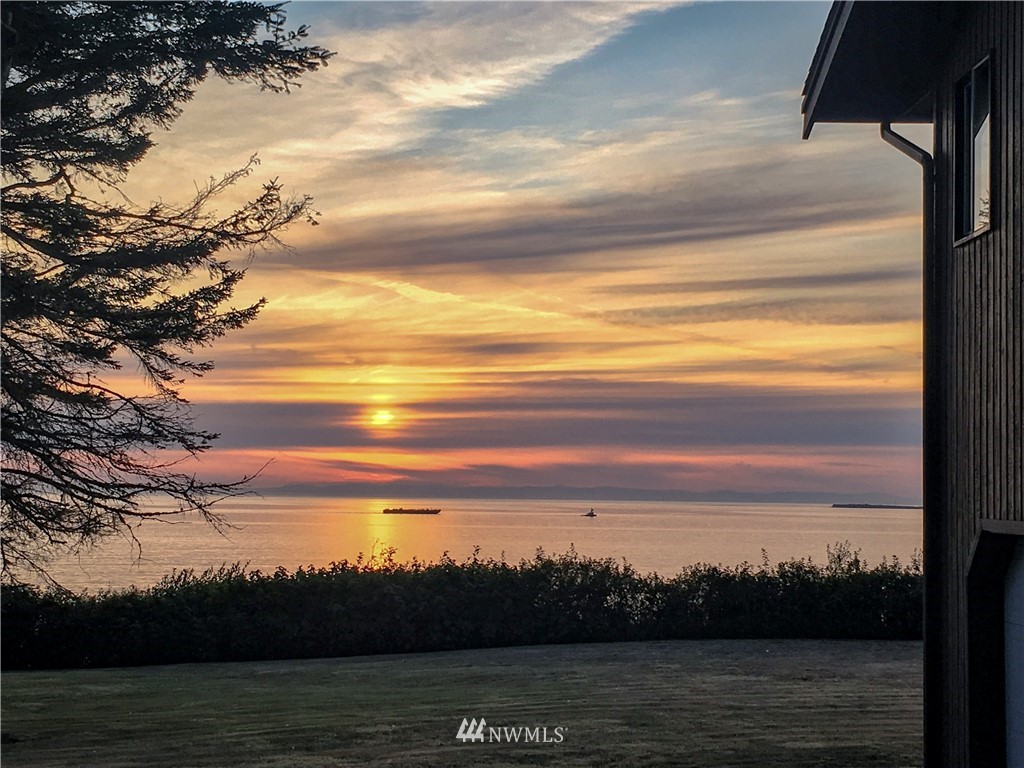 1771 West Beach Road Oak Harbor, WA 98277 - Photo 24 of 25 Gallery Image 24