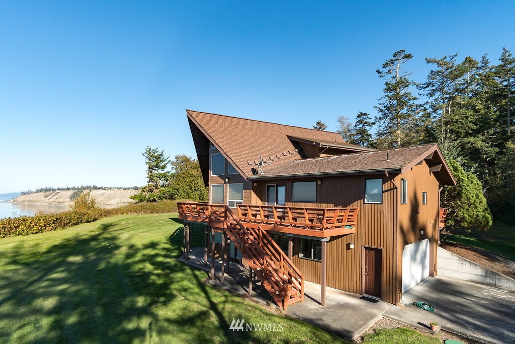 1771 West Beach Road Oak Harbor, WA 98277 - Photo 4 of 25 Gallery Image 4