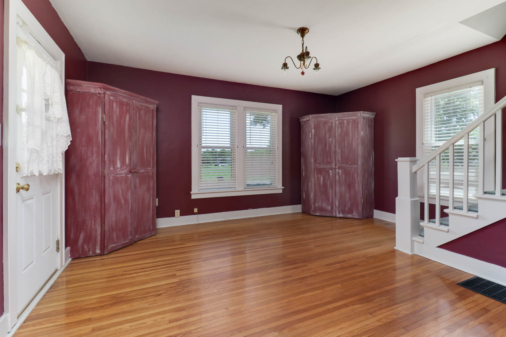 409 Woodrig Road Bloomington, IL 61704 - Photo 5 of 44