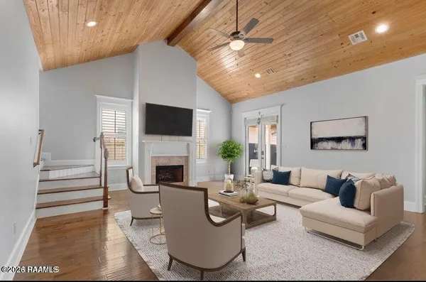 $2,200 | 207 Summerland Key Lane, Lafayette, LA 70508