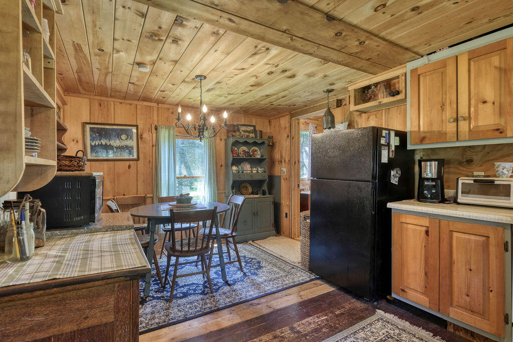 18 Cat Cove Road Stonington, ME 04681 - Photo 33 of 61 18Cat'sCove-33