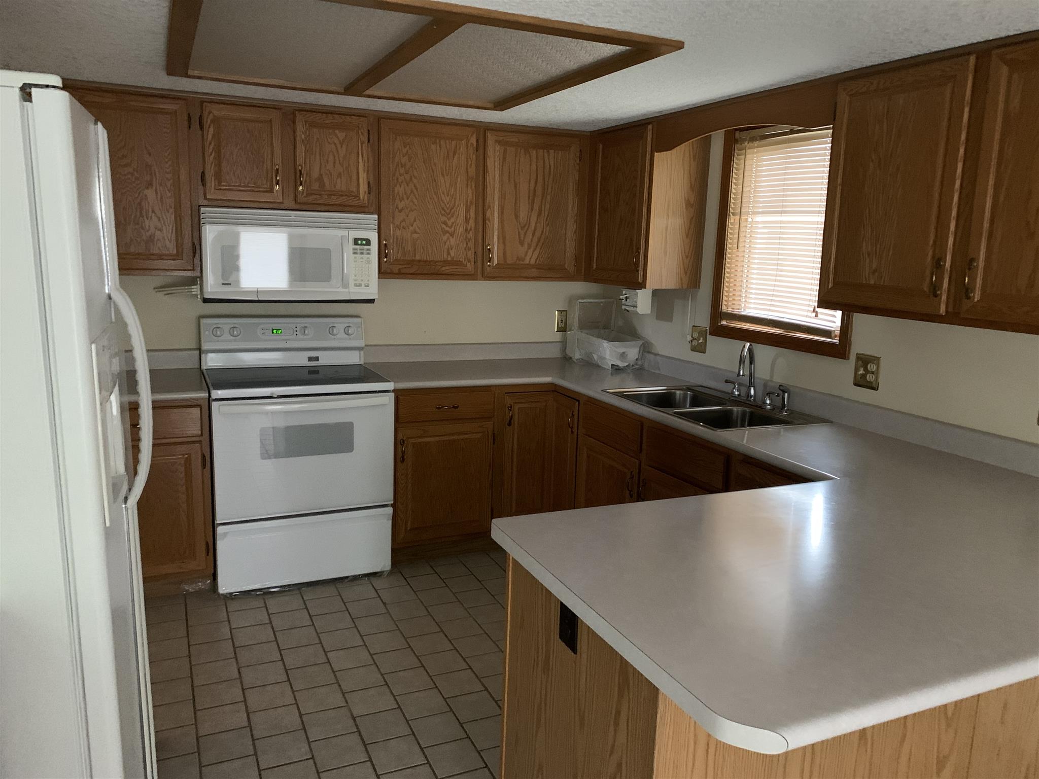 2205 Broken Oak Road Fort Wayne, IN 46818 - Photo 6 of 32