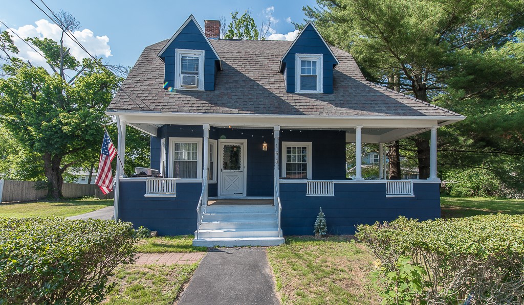 163 Harrison Avenue Warwick, RI 02888 - Photo 2 of 44