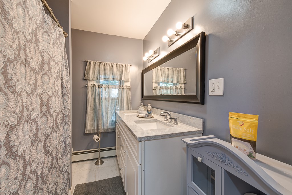 163 Harrison Avenue Warwick, RI 02888 - Photo 22 of 44