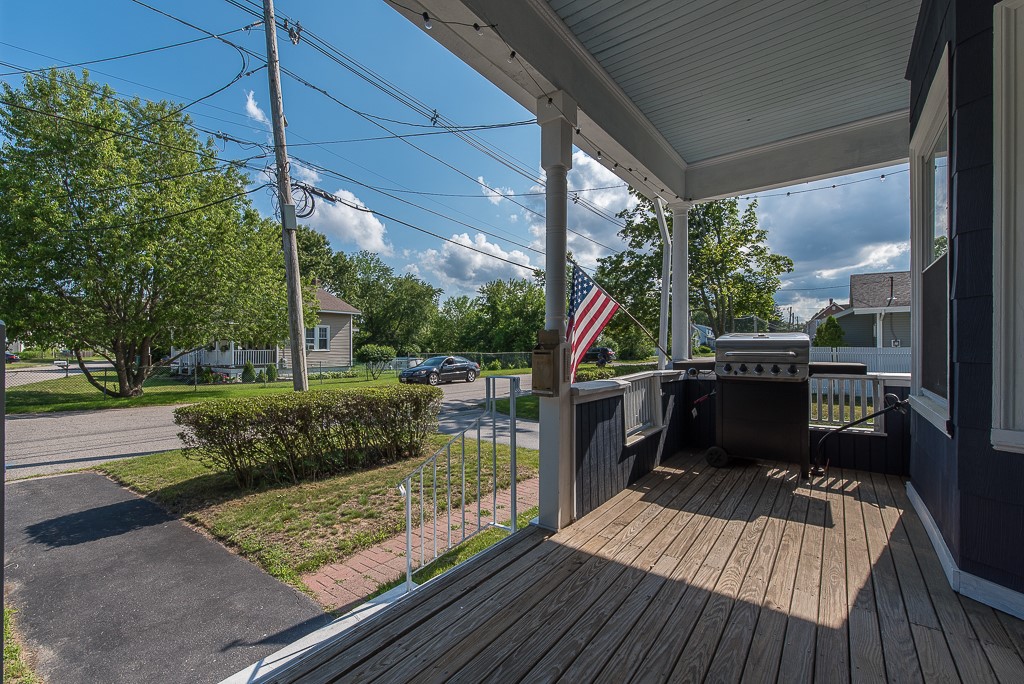 163 Harrison Avenue Warwick, RI 02888 - Photo 4 of 44