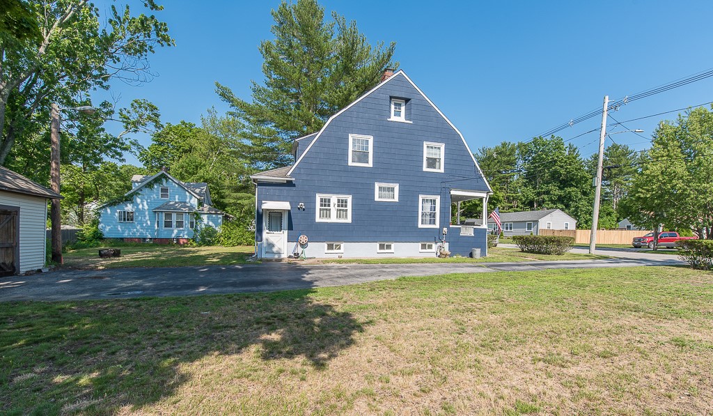 163 Harrison Avenue Warwick, RI 02888 - Photo 6 of 44