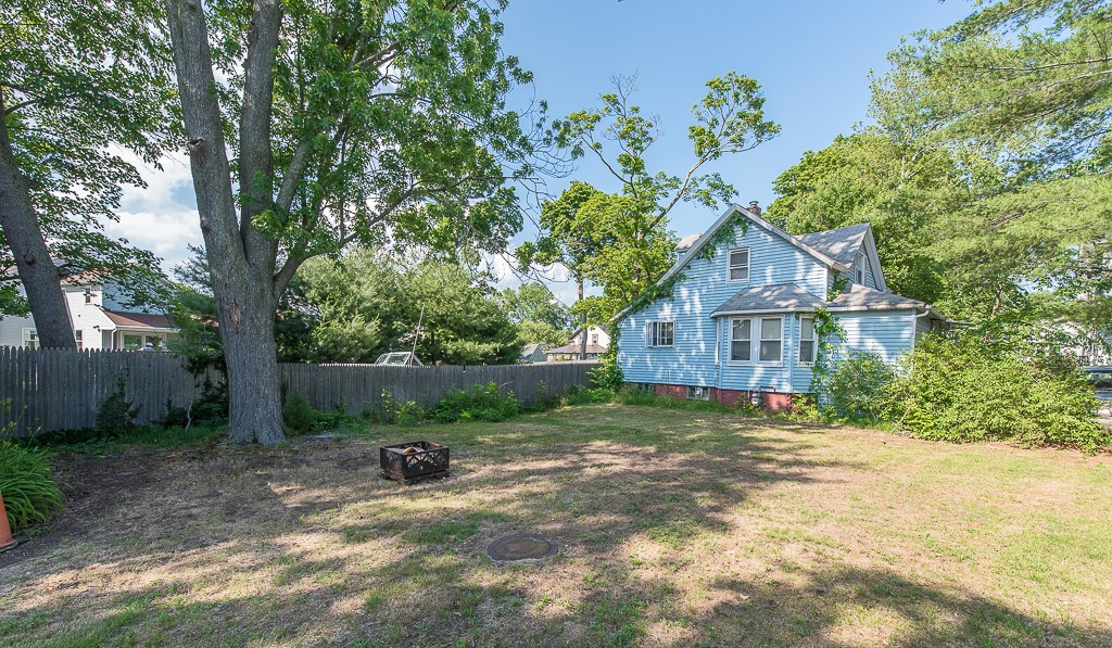 163 Harrison Avenue Warwick, RI 02888 - Photo 10 of 44