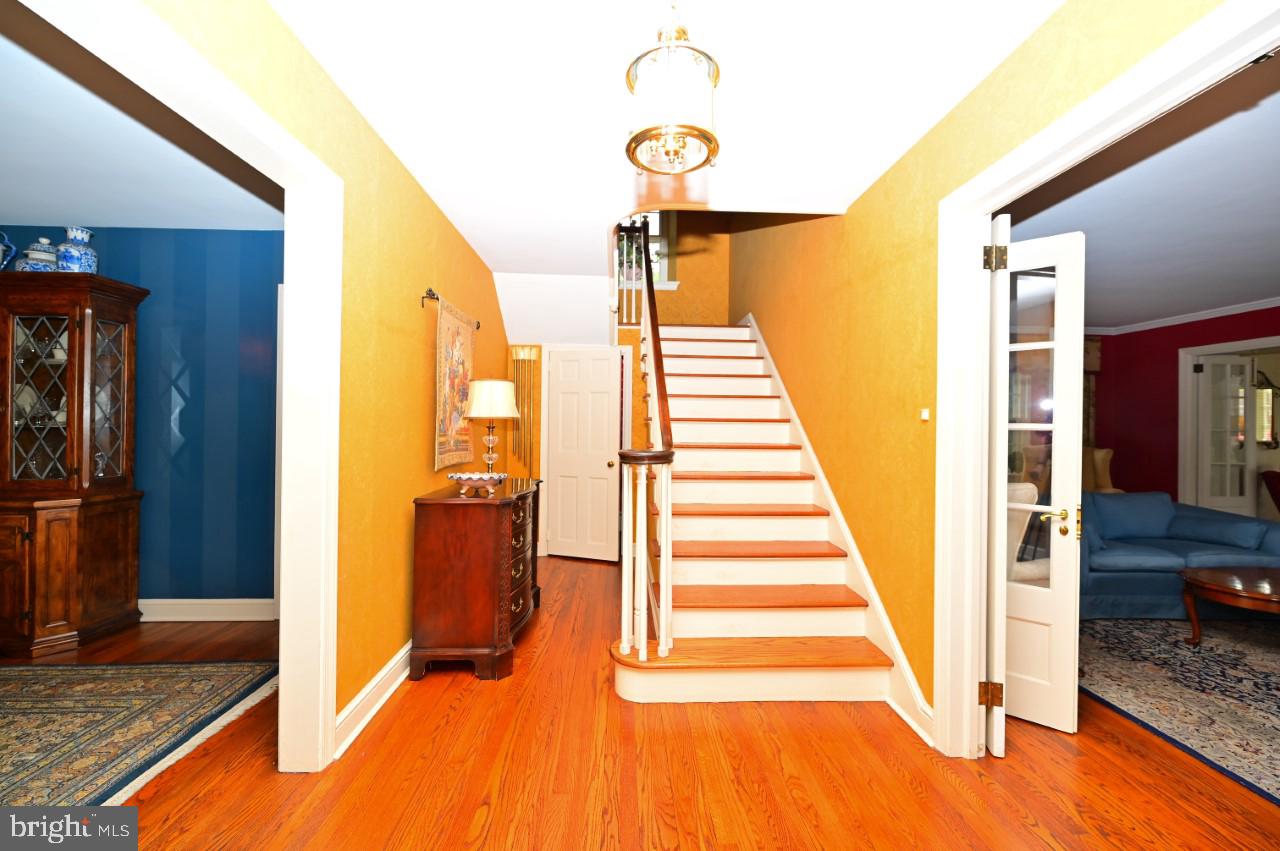 1265 West Chester Road Coatesville, PA 19320 - Photo 26 of 36 Foyer