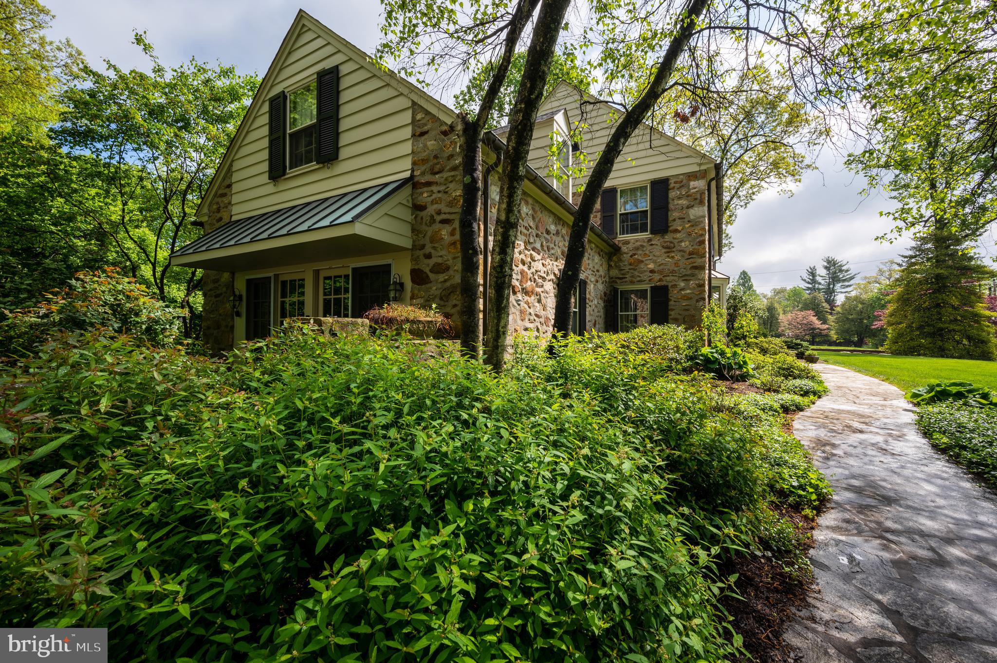 1265 West Chester Road Coatesville, PA 19320 - Photo 8 of 36 Gallery Image 8