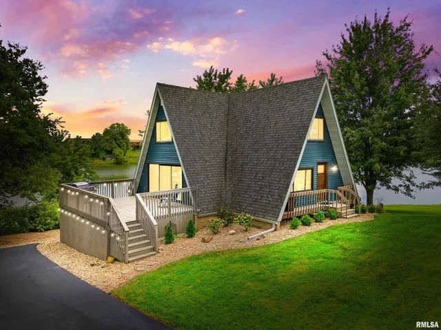 $315,000 | 380 McGrew Drive, Avon, IL 61415