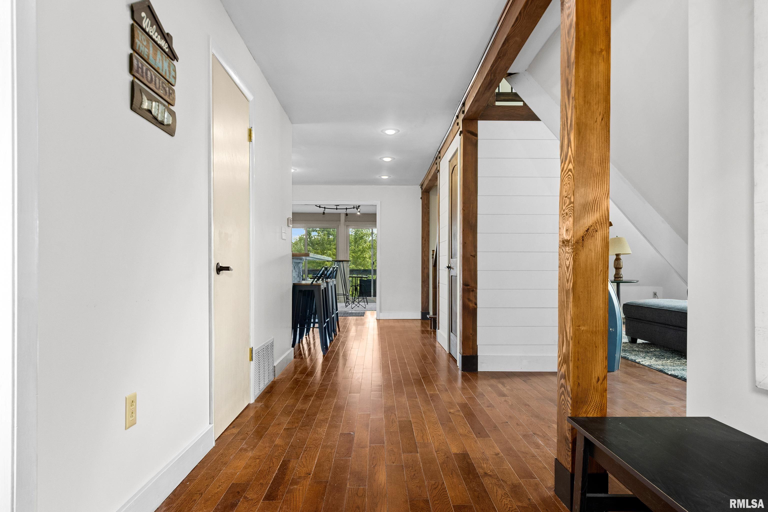 380 McGrew Drive Avon, IL 61415 - Photo 13 of 55