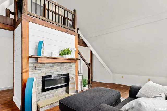 $315,000 | 380 McGrew Drive, Avon, IL 61415