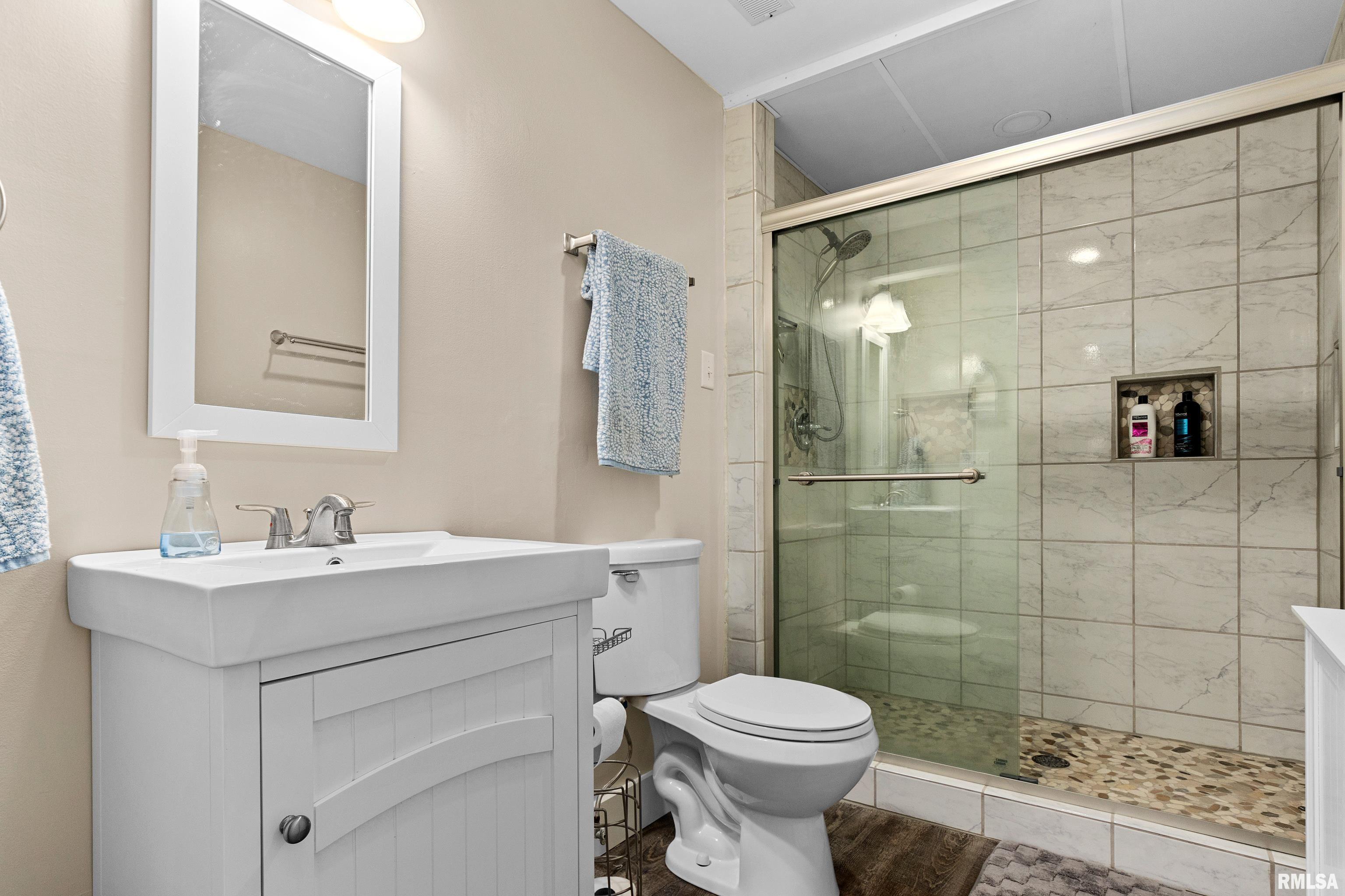 380 McGrew Drive Avon, IL 61415 - Photo 47 of 55