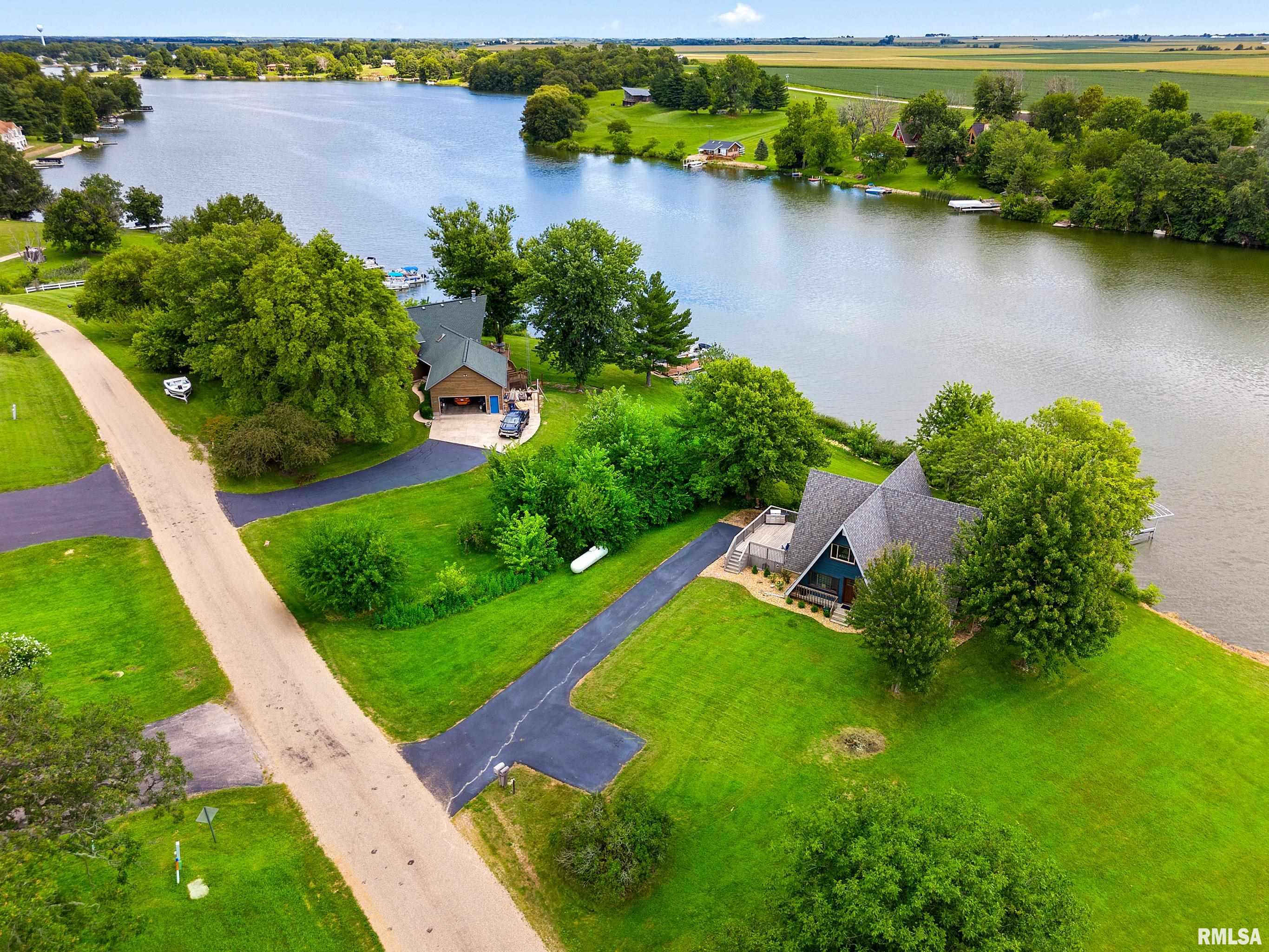 380 McGrew Drive Avon, IL 61415 - Photo 5 of 55