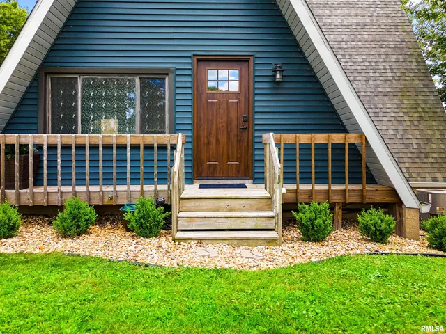 $315,000 | 380 McGrew Drive, Avon, IL 61415