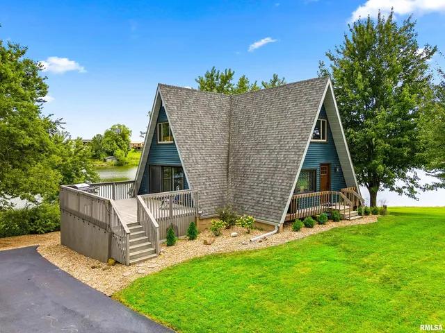 $315,000 | 380 McGrew Drive, Avon, IL 61415