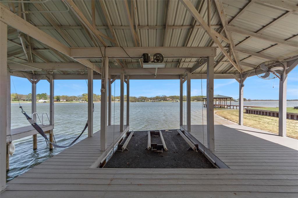 2109 Beavers Point Bonham, TX 75418 - Photo 20 of 31