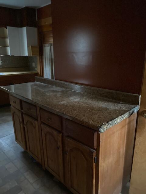 11 Shiloh Road Durham, ME 04222 - Photo 14 of 18 Bar in Kitchen