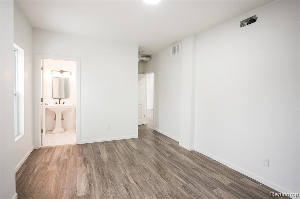 1426 Junction Avenue, Unit 2 Detroit, MI 48209 - Photo 7 of 10