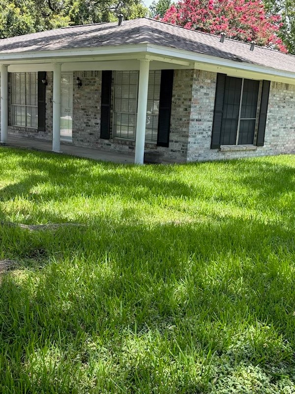 2002 Maple Street Liberty, TX 77575 - Photo 3 of 18