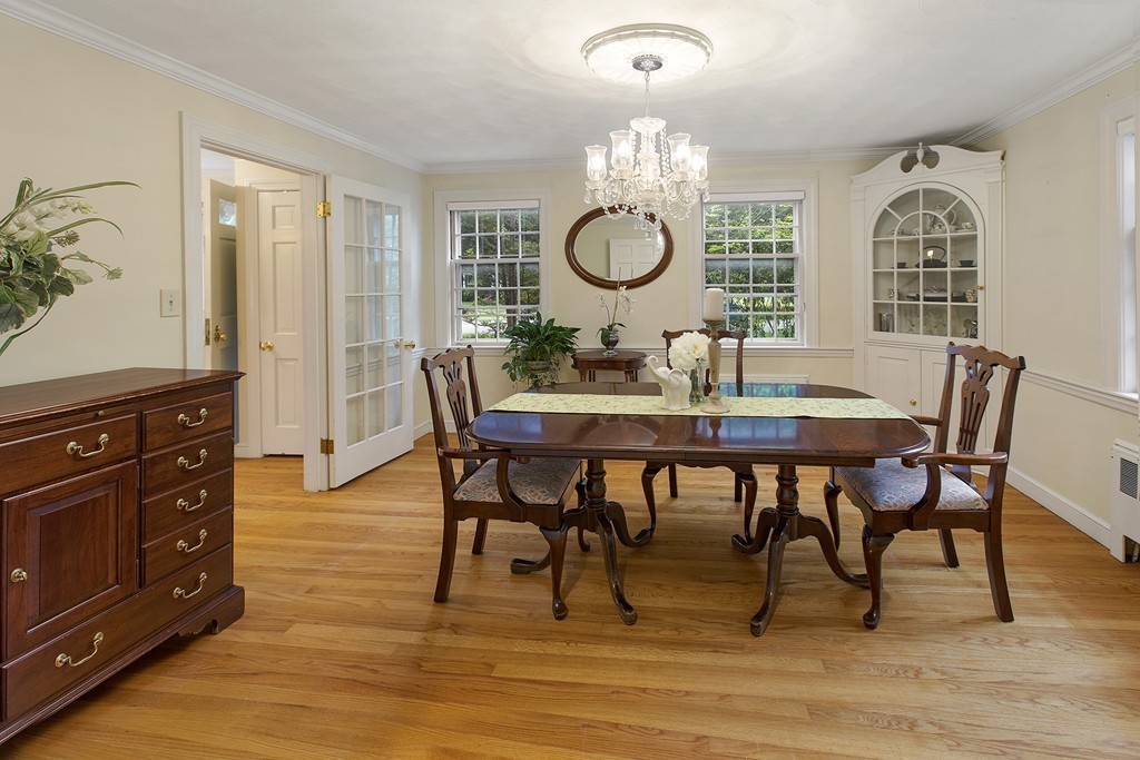 4 Foxcroft Road Winchester, MA 01890 - Photo 7 of 30 Gallery Image 7