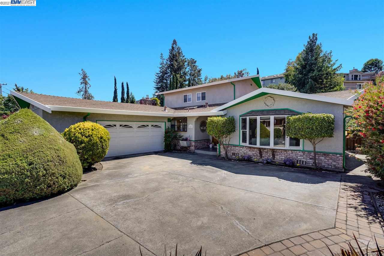 19271 Lake Chabot Road Castro Valley, CA 94546 - Photo 1 of 1 Gallery Image 1