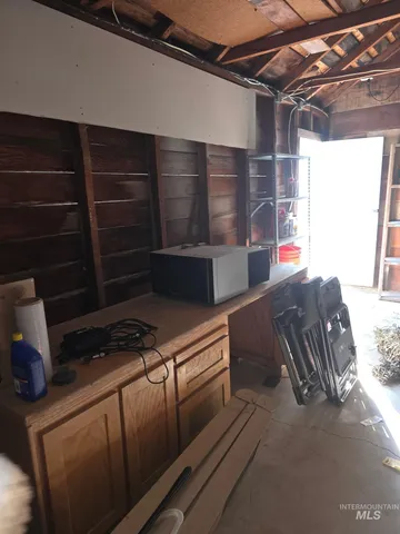 $209,000 | 104 East B Street, Shoshone, ID 83352