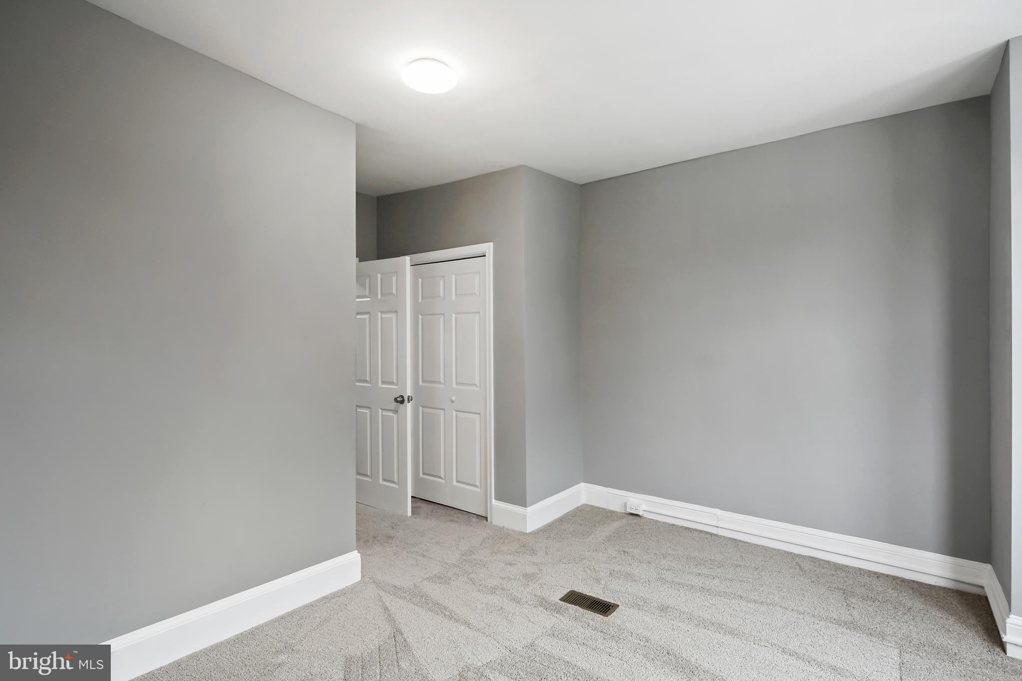 3908 Reisterstown Road Baltimore, MD 21215 - Photo 13 of 25 Owners Suite!