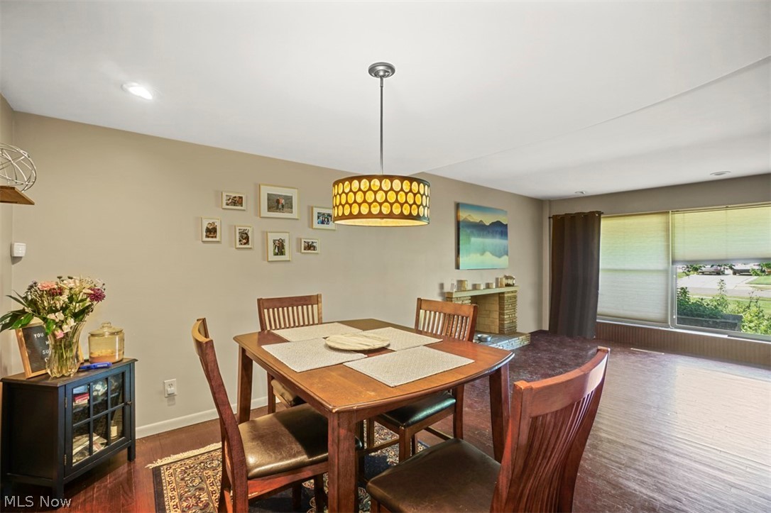1115 Rutherford Road Cleveland, OH 44112 - Photo 4 of 25