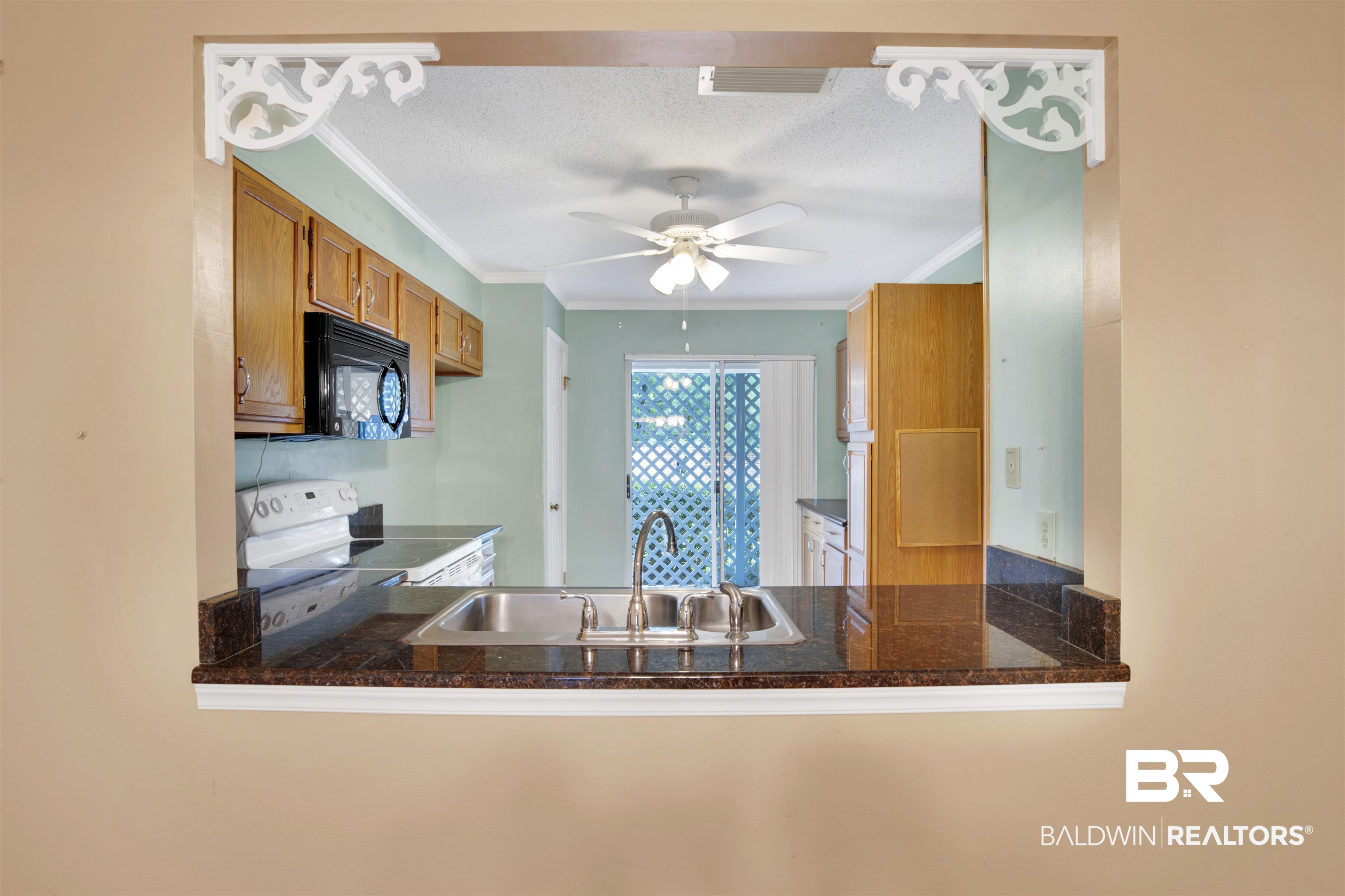 6635 Jackson Square Daphne, AL 36526 - Photo 8 of 24 Kitchen Pass Through