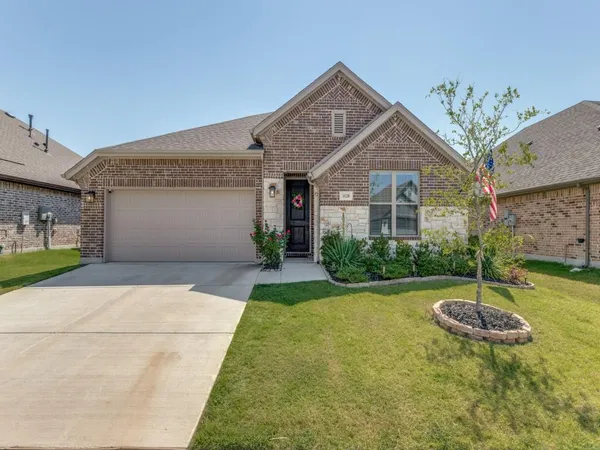 $445,000 | 1120 Century Tree Lane, Anna, TX 75409