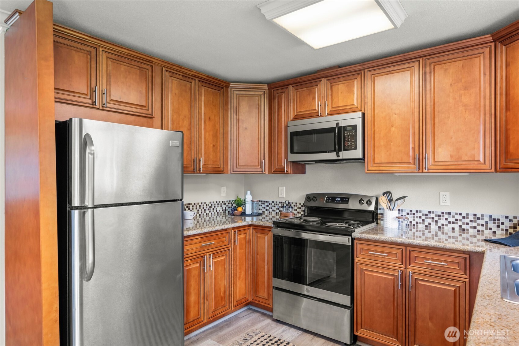 16642 184th Avenue Southeast Renton, WA 98058 - Photo 14 of 39