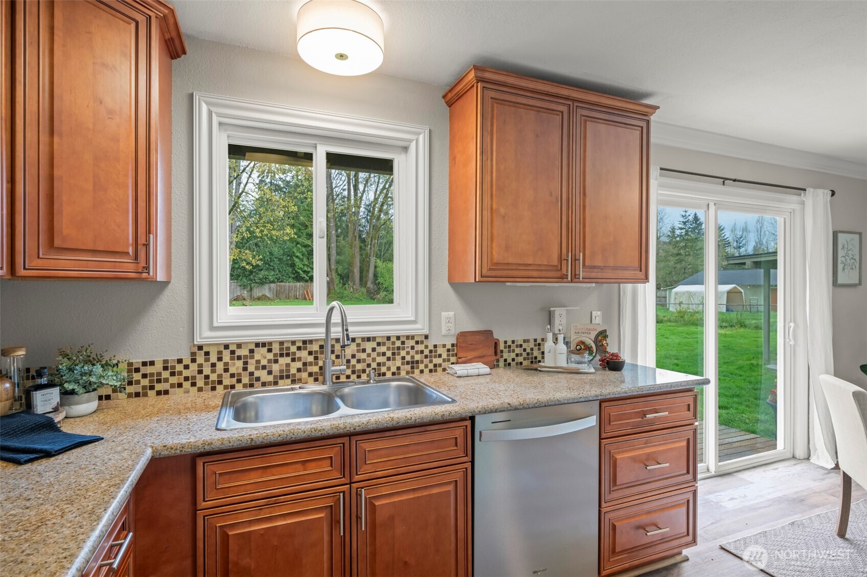 16642 184th Avenue Southeast Renton, WA 98058 - Photo 16 of 39