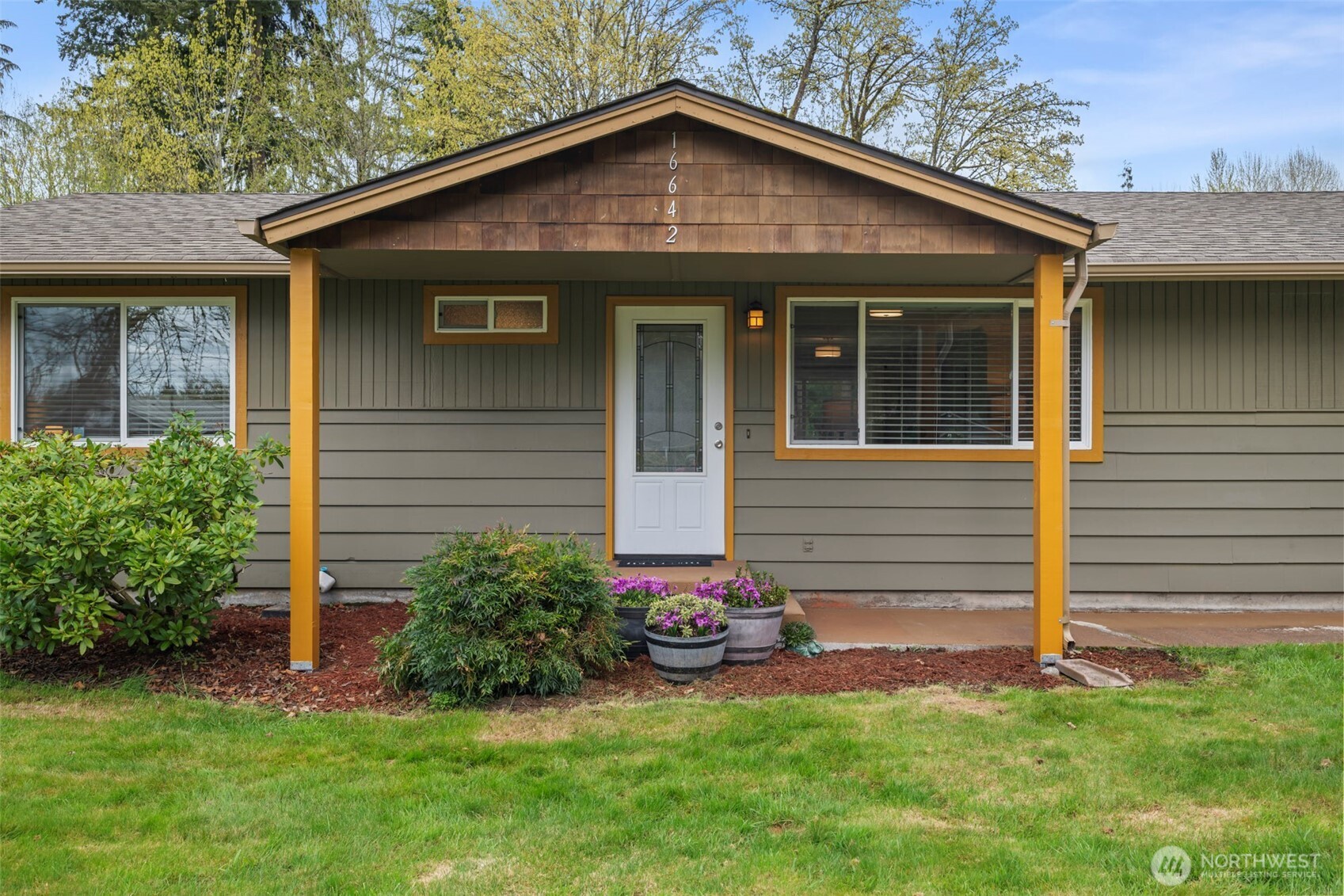 16642 184th Avenue Southeast Renton, WA 98058 - Photo 2 of 39