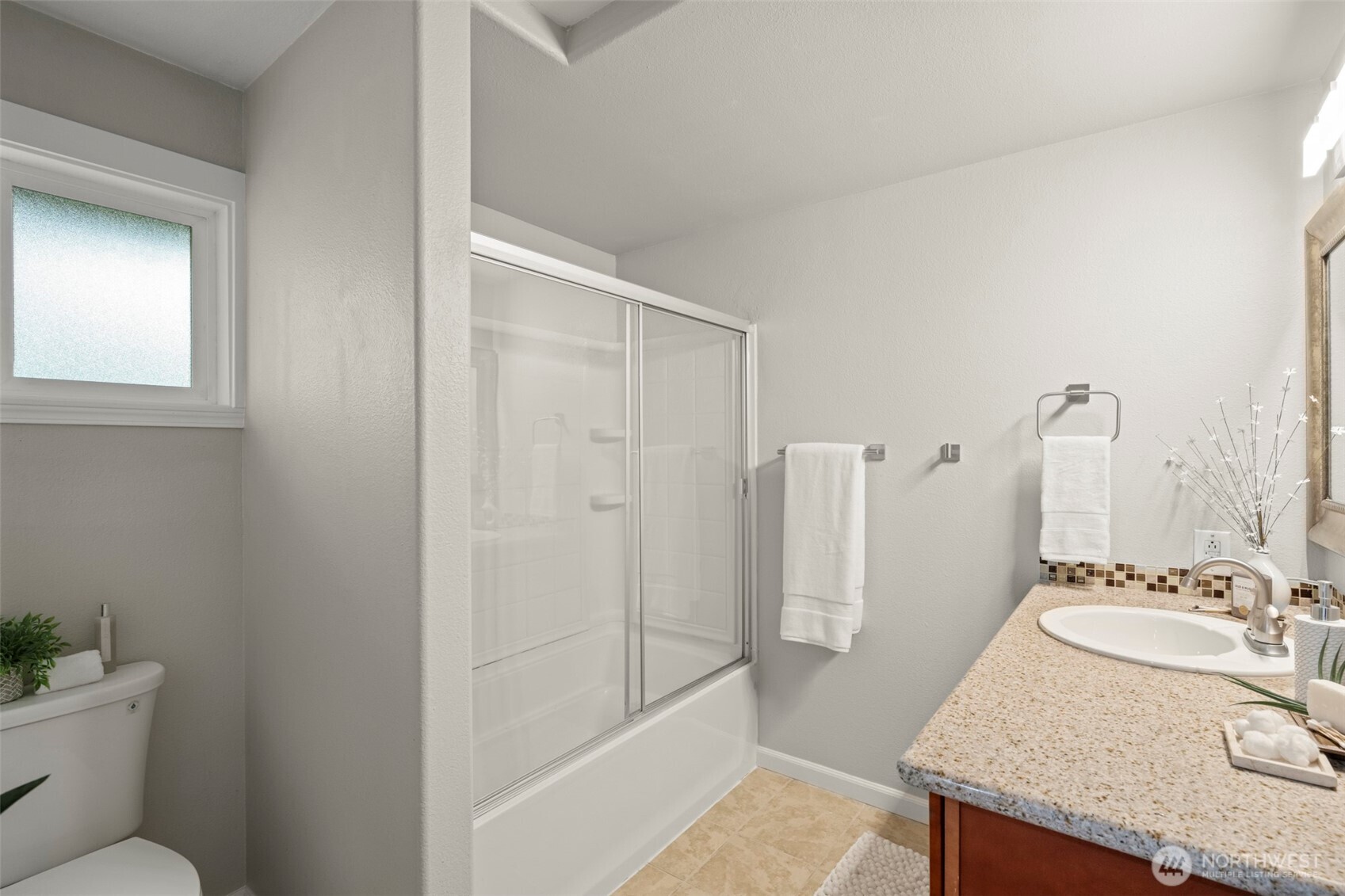 16642 184th Avenue Southeast Renton, WA 98058 - Photo 27 of 39