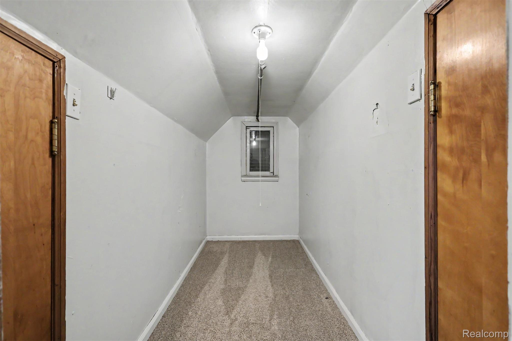 7136 Rosedale Boulevard Allen Park, MI 48101 - Photo 38 of 51 38.jpg