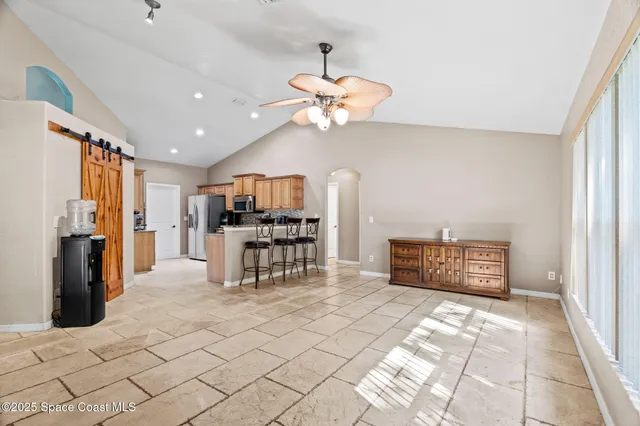 a view of a livingroom with furniture