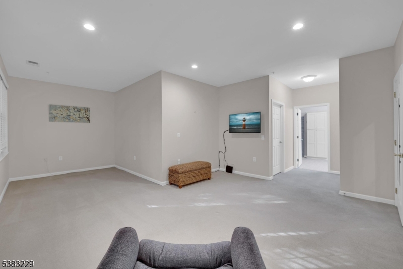 7 Ridgeview Lane, Unit 7 Mount Arlington, NJ 07856 - Photo 10 of 33 a view of livingroom with furniture