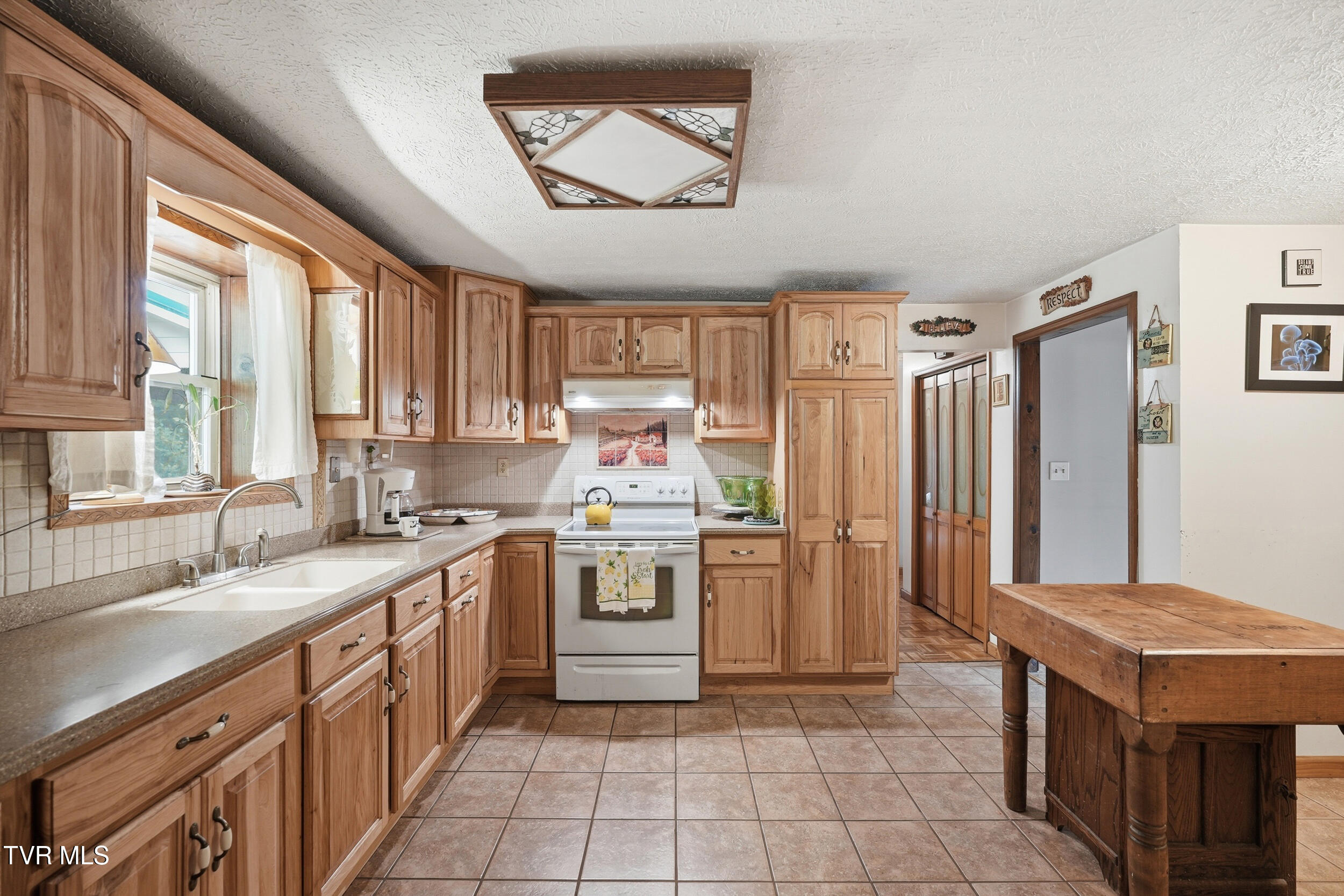5100 Chandler Road Big Stone Gap, VA 24219 - Photo 13 of 42 18_5100 chandler rd-29