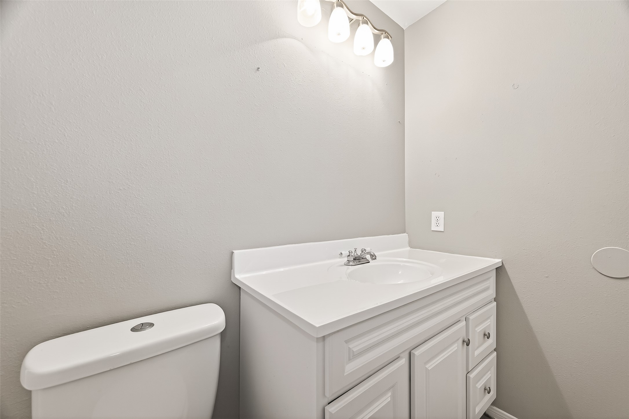 1411 Heathcote Lane Houston, TX 77073 - Photo 31 of 48