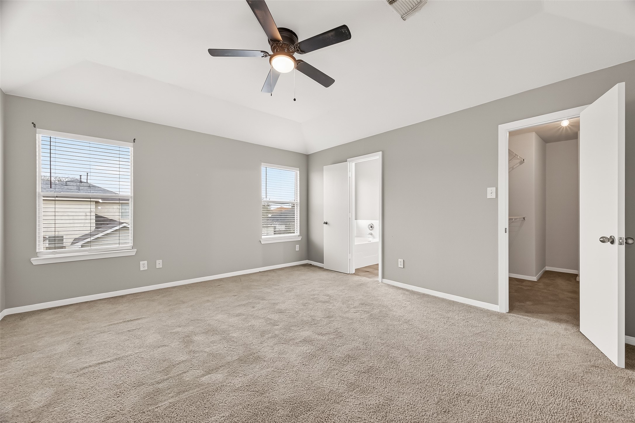 1411 Heathcote Lane Houston, TX 77073 - Photo 34 of 48