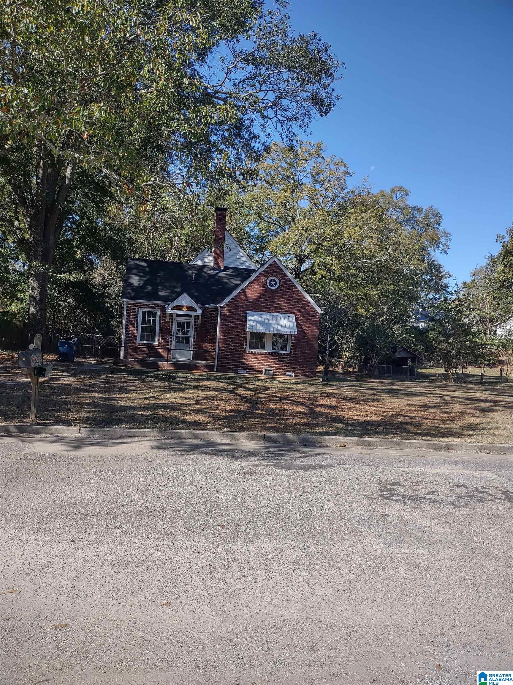 2012 Legrande Avenue Anniston, AL 36207 - Photo 6 of 55