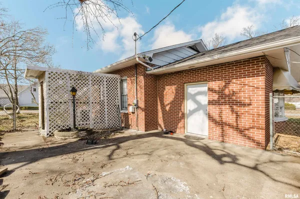 $160,000 | 300 South 21st Street, Herrin, IL 62948