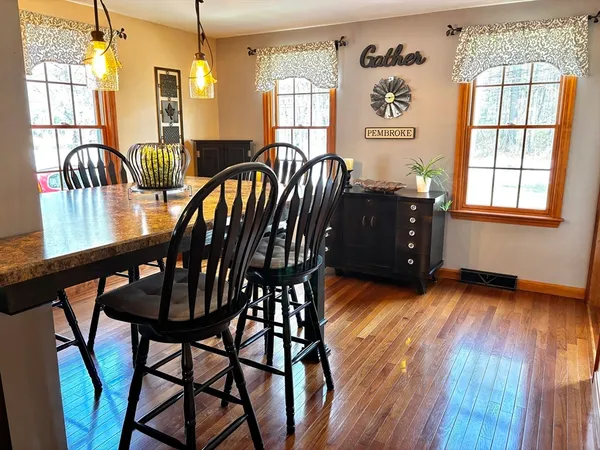 $800,000 | 627 School Street, Pembroke, MA 02359