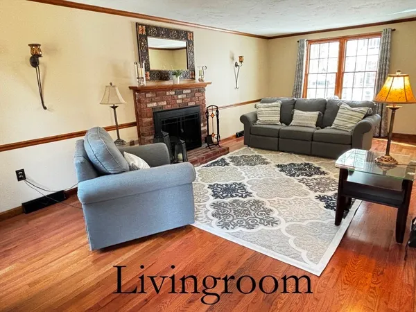 $800,000 | 627 School Street, Pembroke, MA 02359