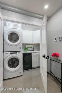 $1,930,000 | 400 Sagebrush Drive, Unit 94D, Jackson, WY 83001