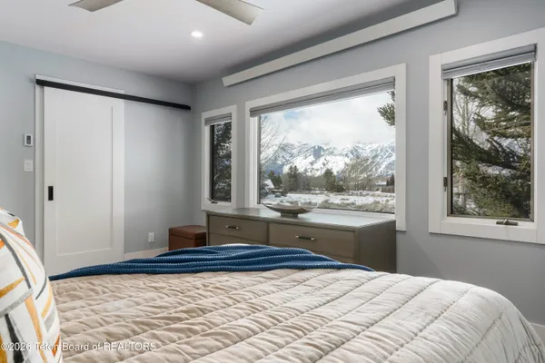 $1,930,000 | 400 Sagebrush Drive, Unit 94D, Jackson, WY 83001